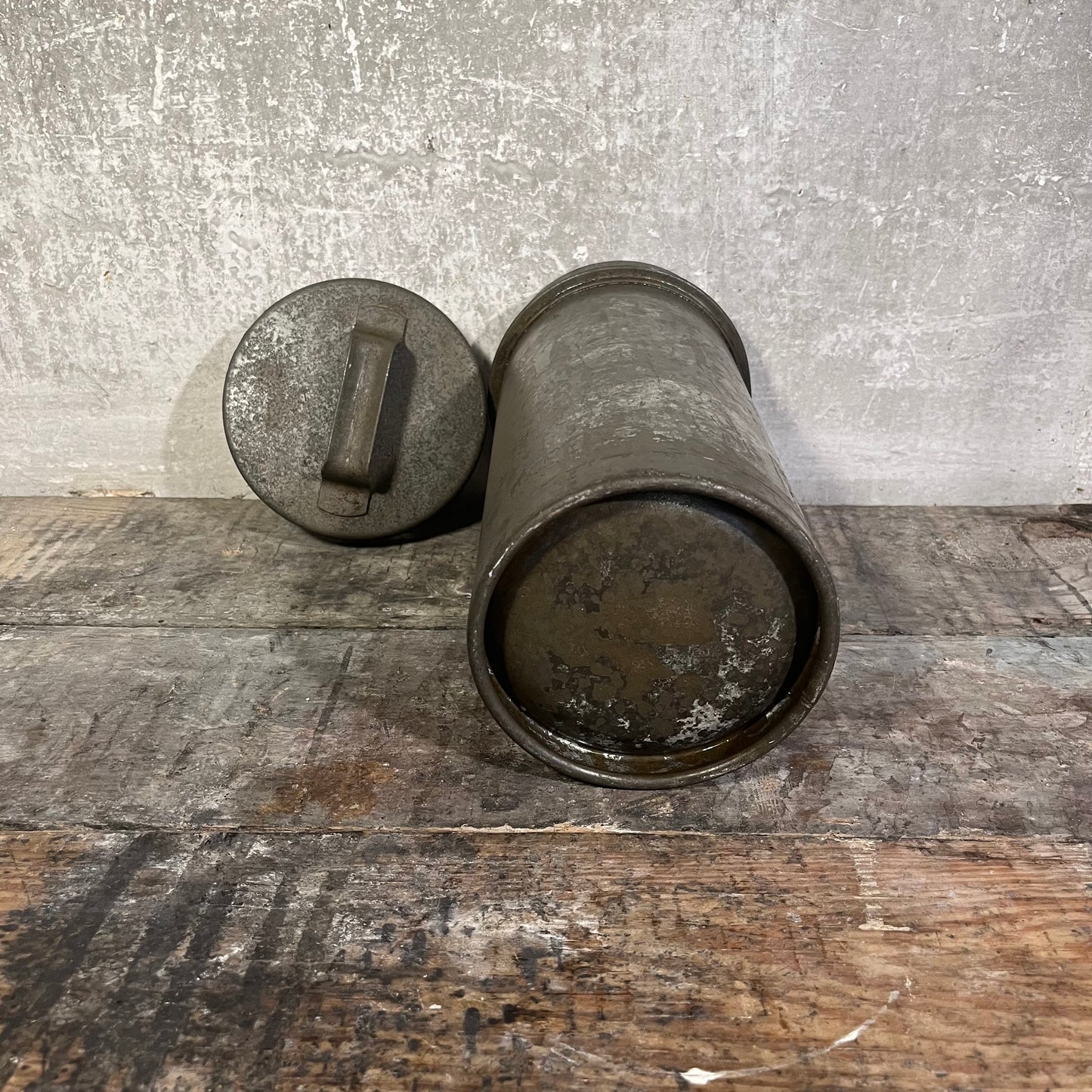 1930 Solar Metal Products Co of Columbus, Ohio Ice Cream Can